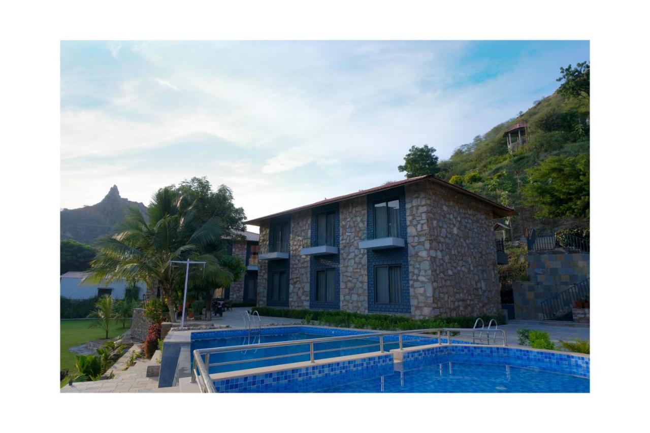 The Divine Hills Resort Nai Luaran gambar