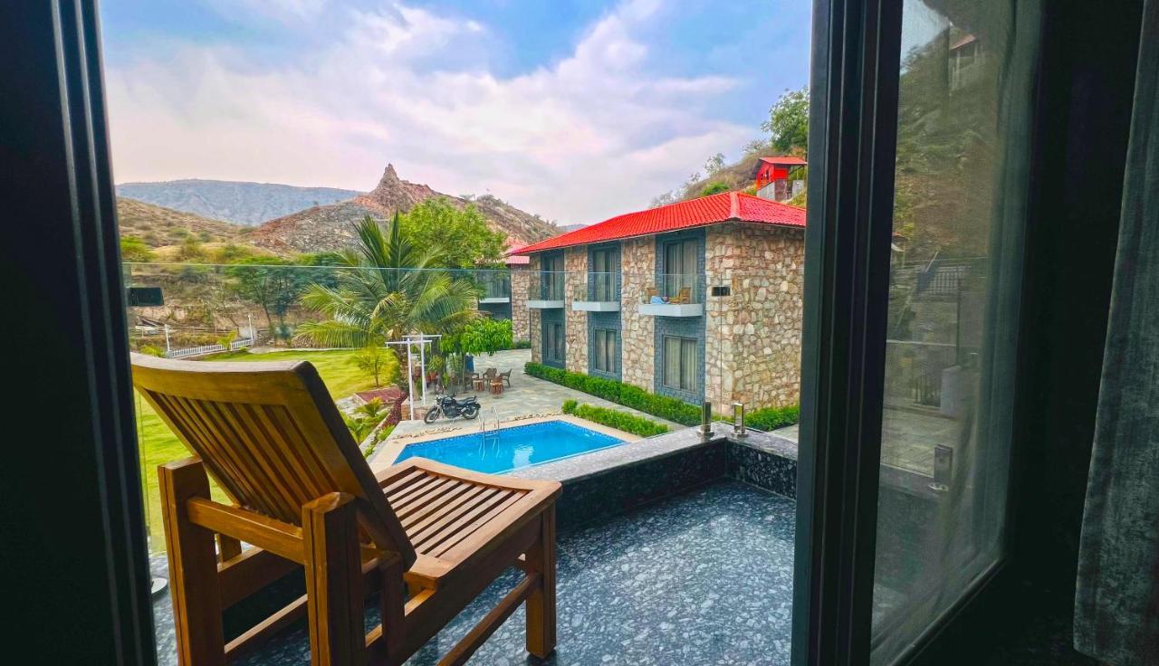 The Divine Hills Resort Nai Luaran gambar